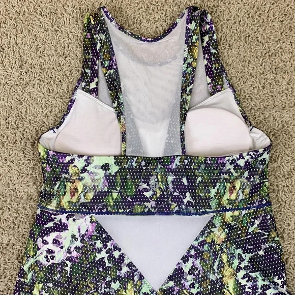Lululemon purple and green floral running in the city tank sz 8 - Picture 10 of 11